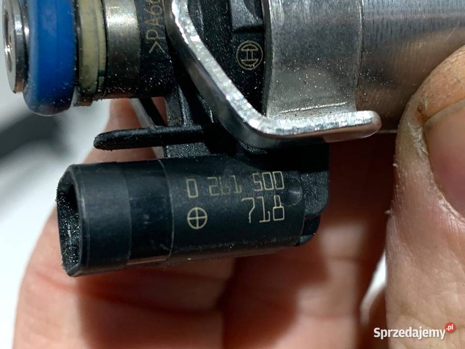 WTRYSKIWACZ FORD ECOSPORT 0261500718 10 125