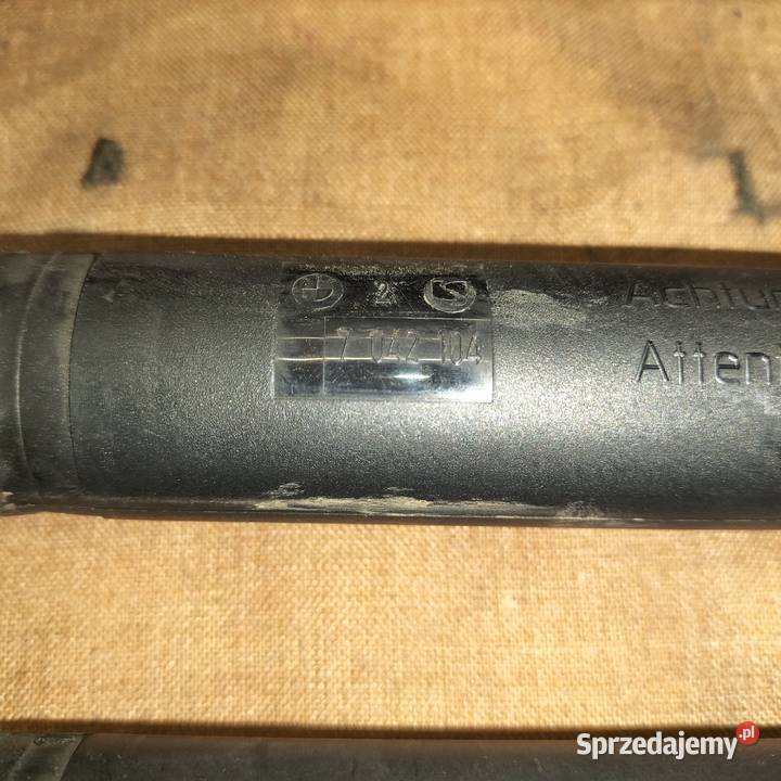 Siłowniki pokrywy bagażnika BMW E65 E66 osobowe Poręba sprzedam