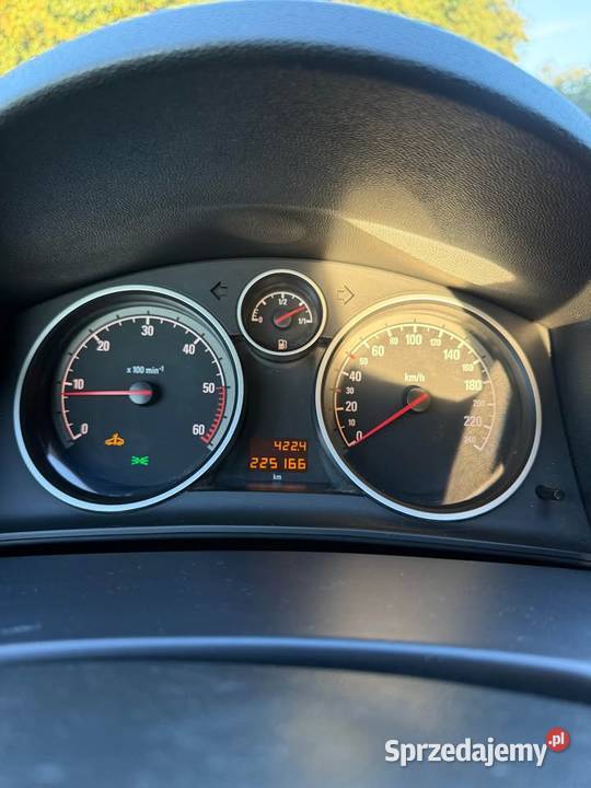 Opel Astra H GTC 19CDTI Astra Tarnów