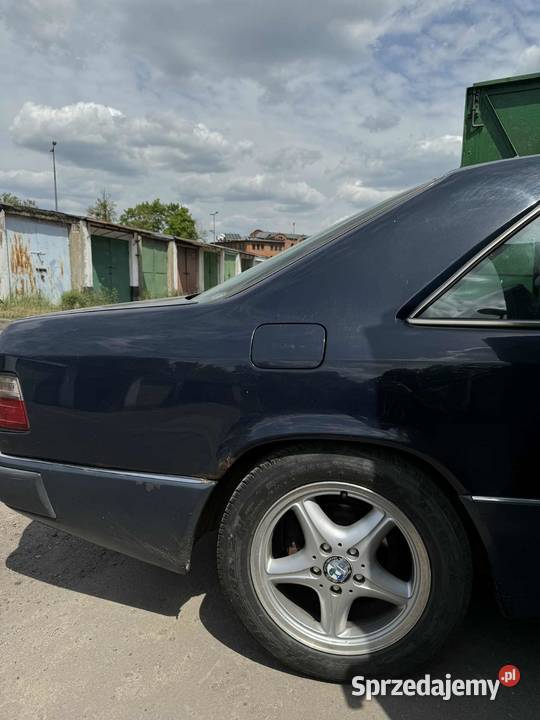 Merdeces W124 coup 23 elektryka jasne wnętrze 132KM śląskie
