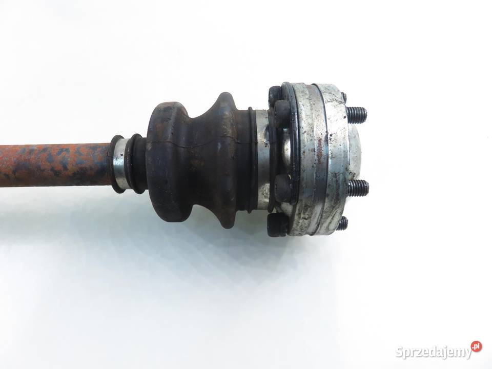 PÓŁOŚ PRAWA TYLNA MERCEDESBENZ W124 200 D