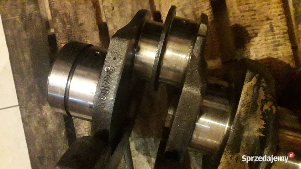 Wał korbowy MERCEDES OM441LA OM441A