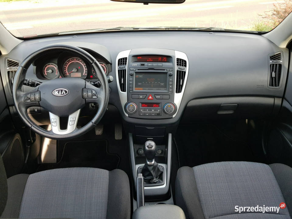 Kia Ceed 14 Benzyna Klimatronik Nawigacja Kamera immobilizer Kia Włocławek