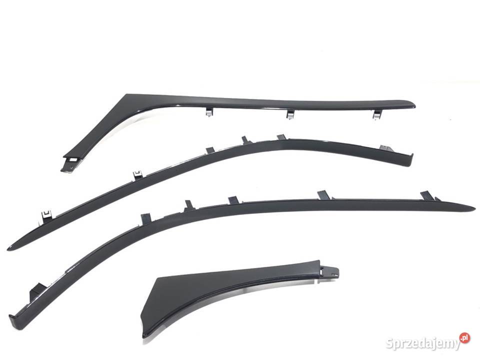 LISTWY DEKOR OPEL INSIGNIA A 13221845 Kombi 0817