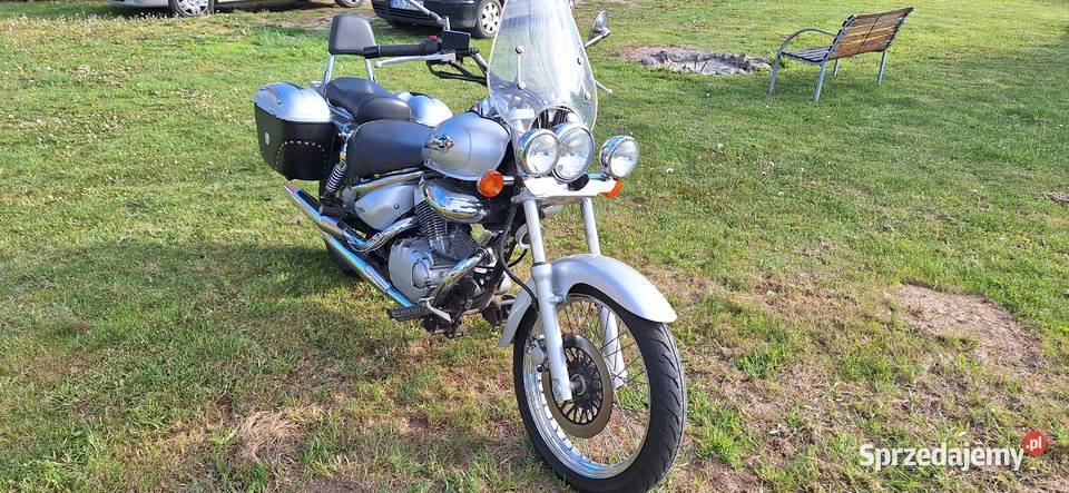 Susuki intruder 125