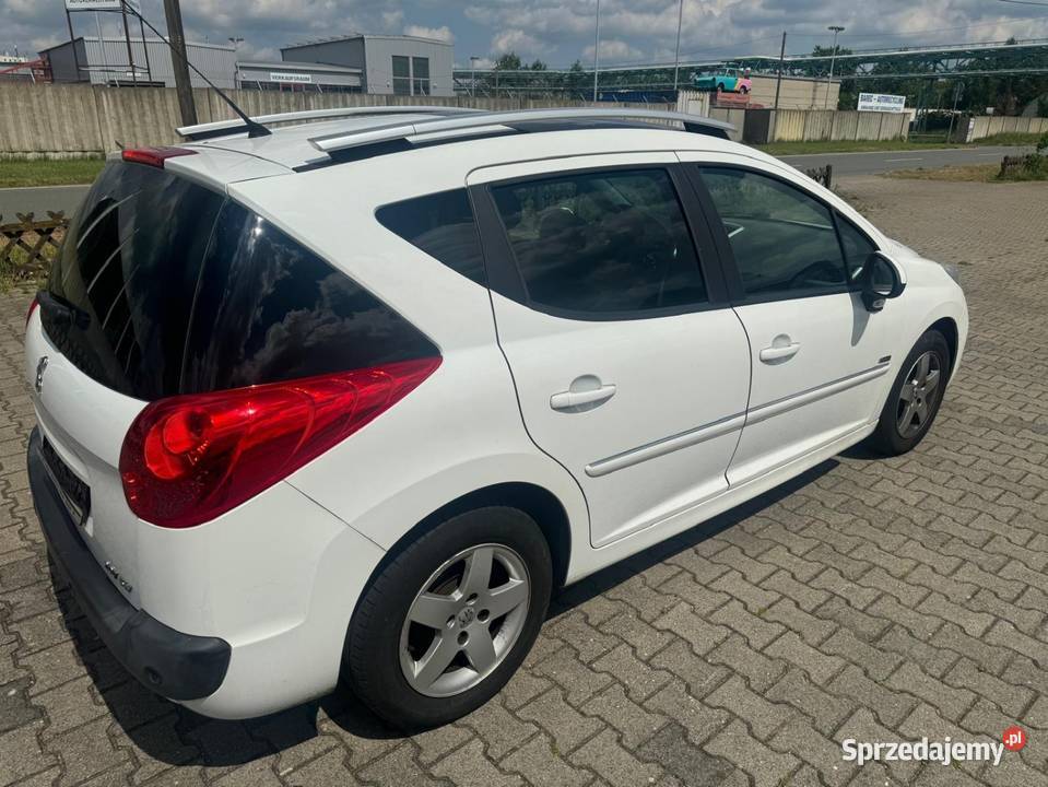 Peugeot 207SW 14 75 135000 2013 z Niemiec Przeworsk