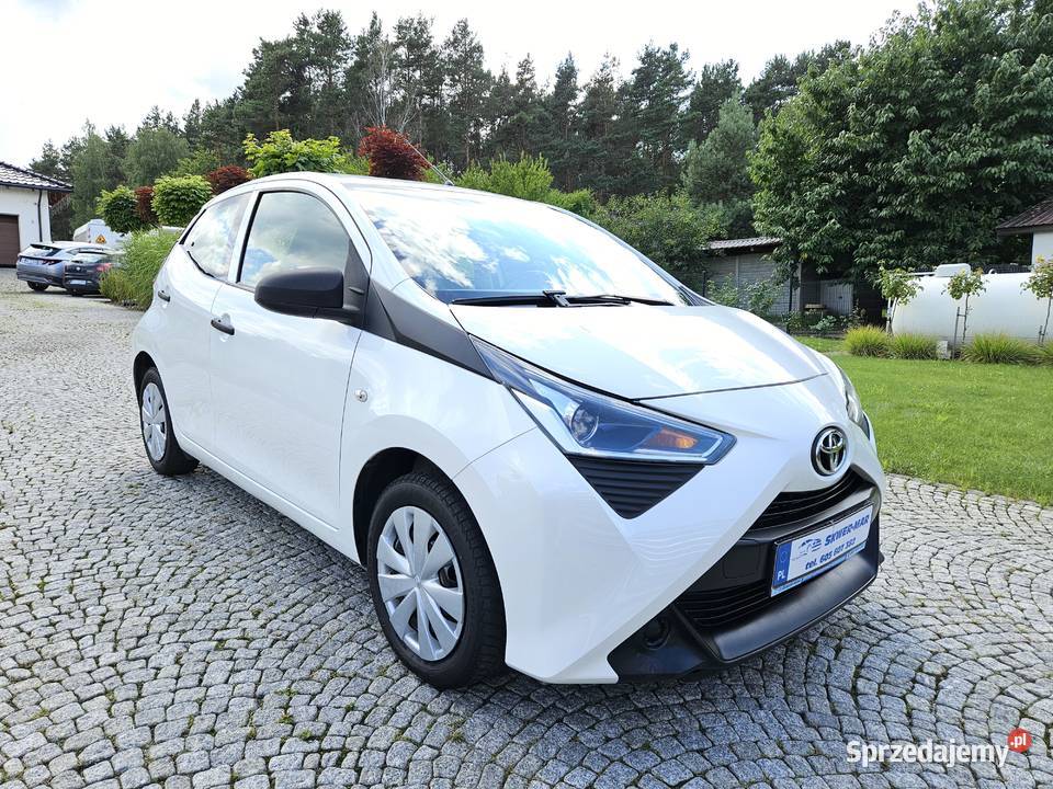 TOYOTA AYGO SalonPL 1WŁ 2020 10 LPG 72 160919 gniazdo AUX łódzkie Sieradz