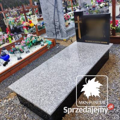 Granit strzegomski nagrobki pojedynczy 3000 Trzebnica