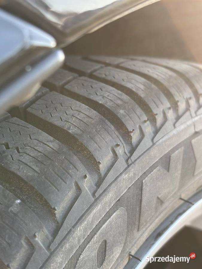 Toyota Avensis Brzozów sprzedam