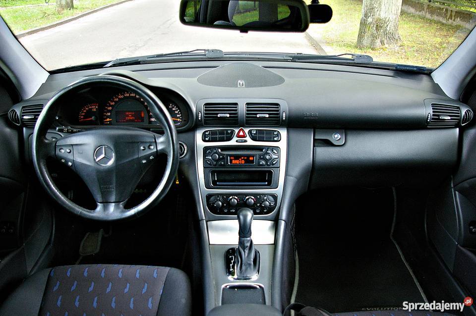 Mercedes Benz Klasa C 200 COUPE LPG Bezwypadkowy niebieski Grotniki sprzedam