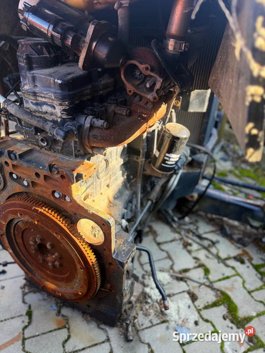 silnik CNH Iveco 4 cylindry Turbo 2006 ciągnik Działoszyn