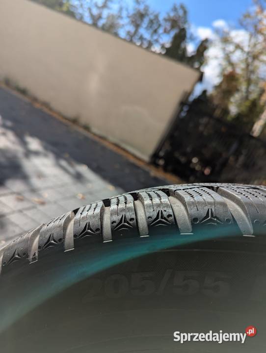 Opony zimowe Kumho 20555 R17 95V 17cale Legionowo
