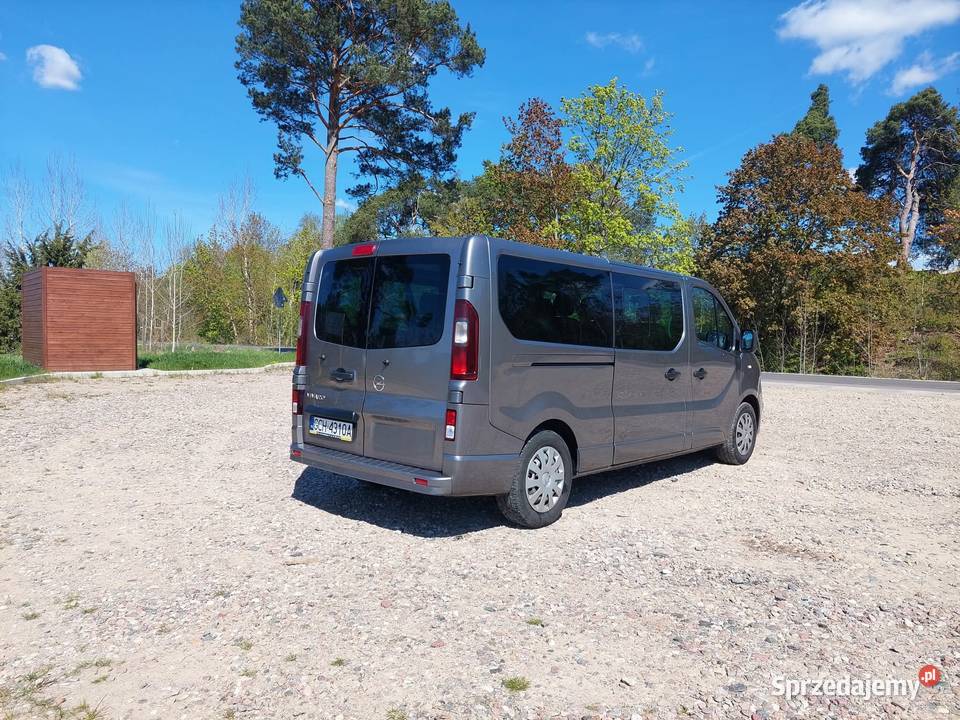 Bus 9 osób Vivaro 16 2019 Vivaro Chojnice