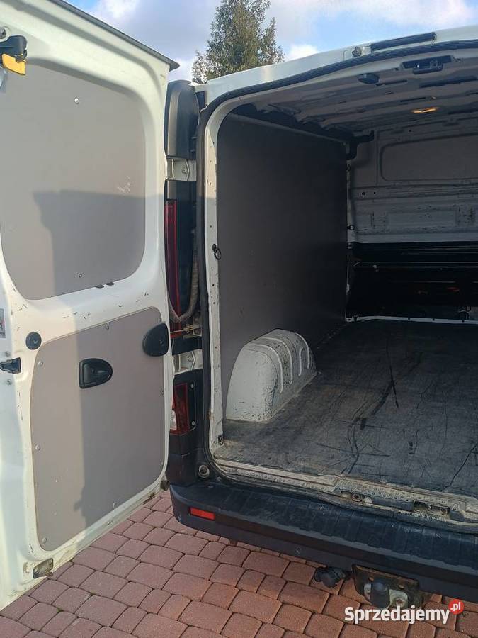 Renault Trafic III 2018 L1H1 125 3 osoby 55000 wielofunkcyjna kierownica Renault Busko-Zdrój