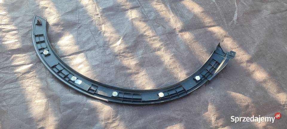 SUZUKI SX4 SCROSS LISTWA BŁOTNIKA PRAWY TYŁ sprzedam
