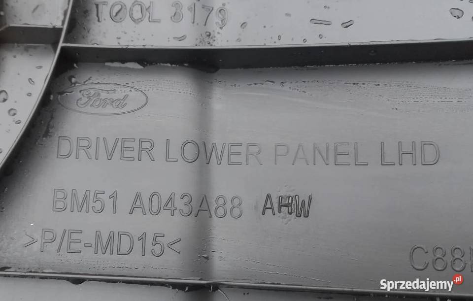 FORD FOCUS MK3 III OSŁONA POD KIEROWNICĄ osobowe Radom