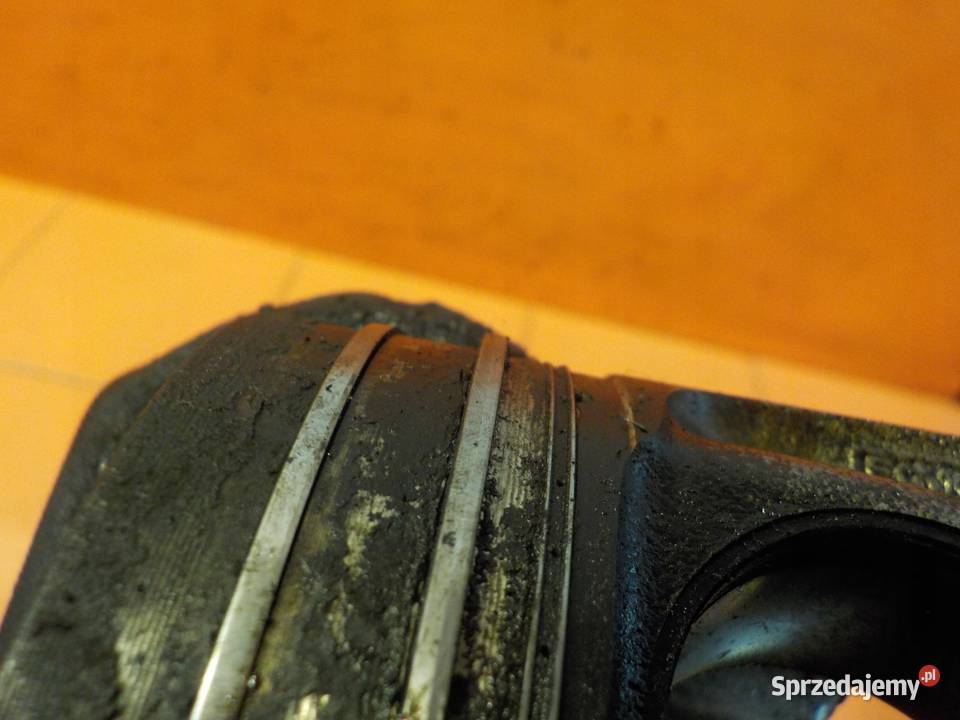 TRANSIT MK8 20 TDCI ECOBLUE 17r 131 YMR6 tlok osobowe mazowieckie Suków