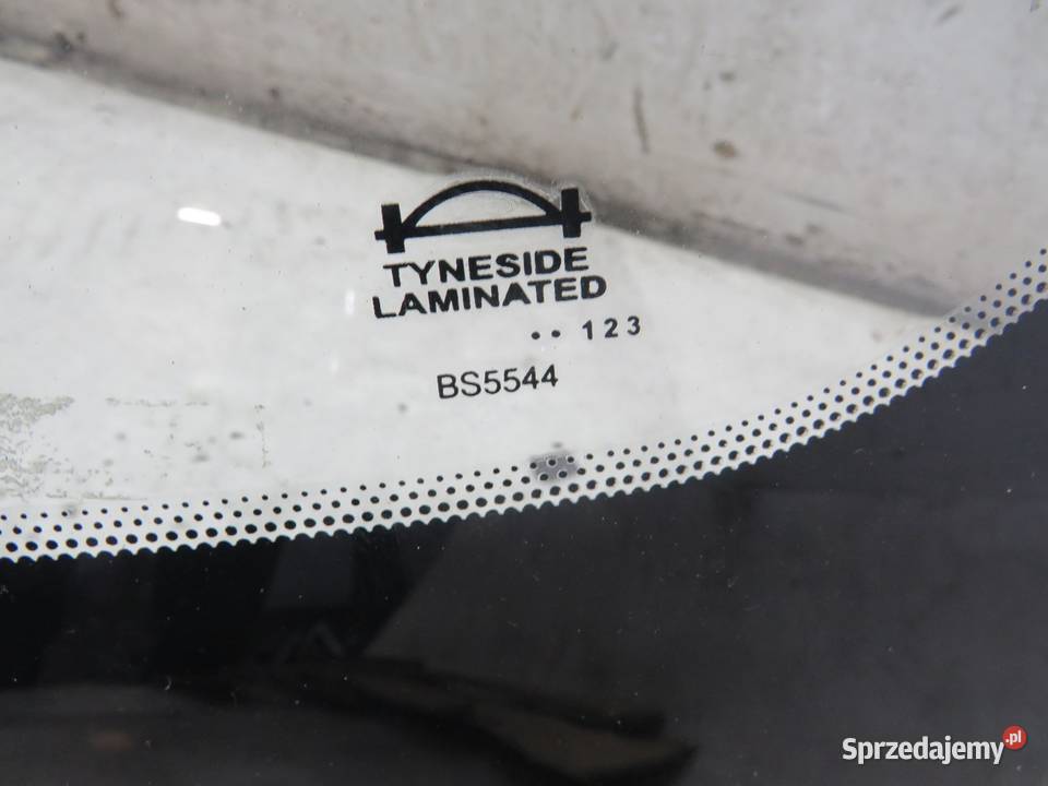 SZYBA CZOŁOWA PRZEDNIA KULOODPORNA BMW X1 E84