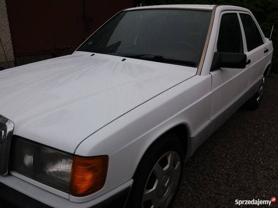 Klasyk w świetnym stanie W201 Mercedes 190 nieuszkodzony Wola Dalsza