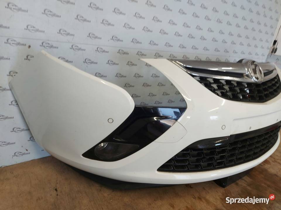OPEL ZAFIRA TOURER C 13r Zderzak przód przedni sprzedam