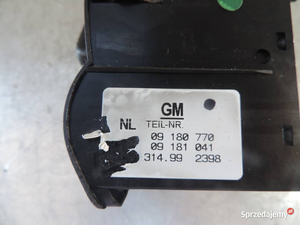 WŁĄCZNIK ŚWIATEŁ OPEL ASTRA 2 GM09180770 Nowy Sącz