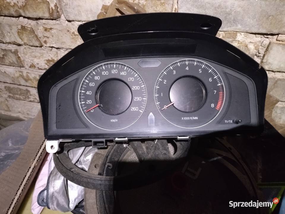 Volvo V70 III licznik europa diesel 31254534AA