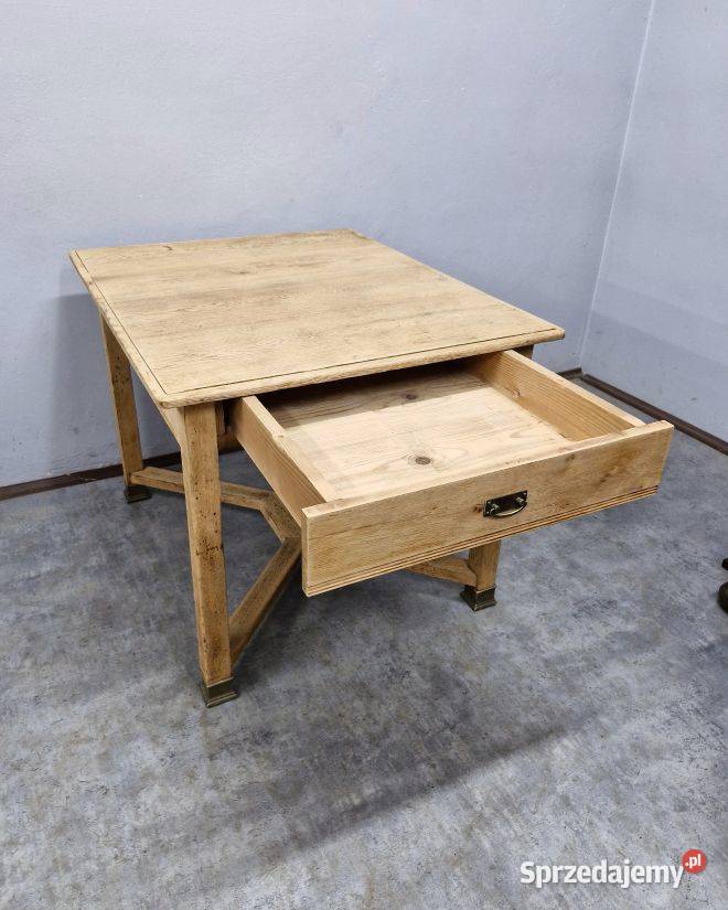 Dębowy Rozkładany Stół Międzywojenny AntykiMarki mazowieckie Marki sprzedam