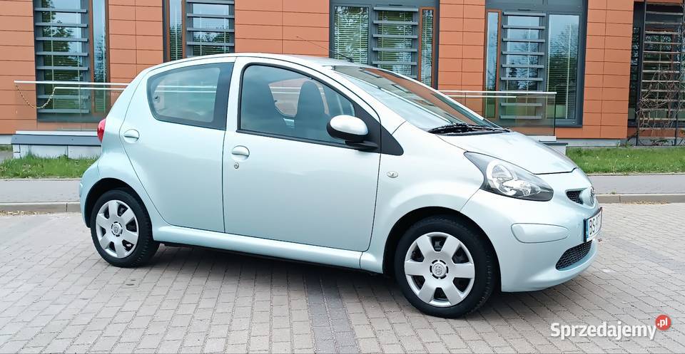 Toyota Aygo 10 Benzyna 980cm3