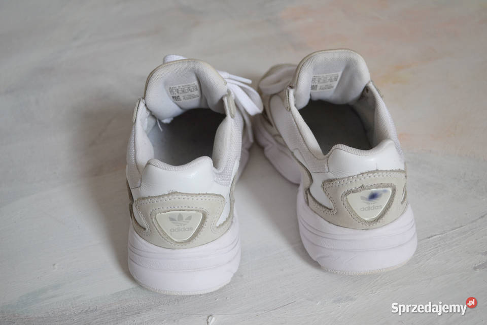 sneakersy adidas torsion białe beżowe r 39 mazowieckie Warszawa