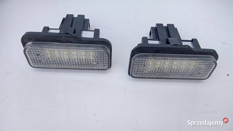 LAMPKA PODŚWIETLENIA TABLICY MERCEDES CLS W219 osobowe Nowy Tomyśl sprzedam