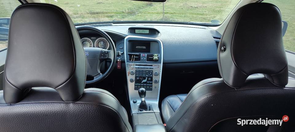 Volvo XC60 AWD 183KM Kalety