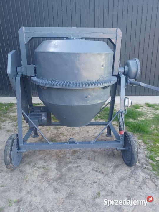 Betoniarka 250 L