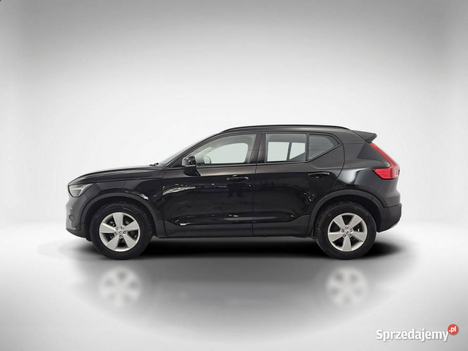 Volvo XC 40 T2 Essential aut Z Polskiego Salonu 73000km sprzedam