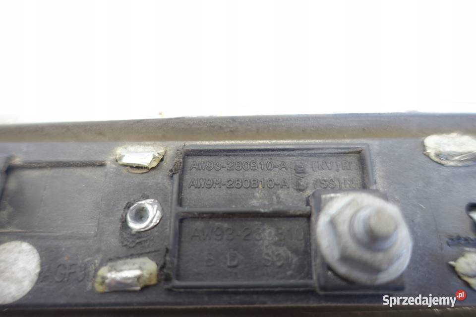 Jaguar XJ X351 LISTWA PRZEDNIEGO BŁOTNIKA prawa Rudka sprzedam