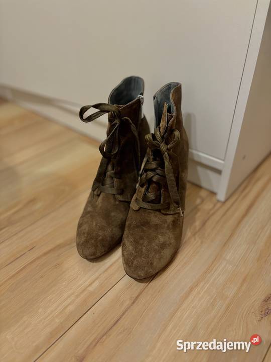 Botki sztyblety na szpilce na słupku Trzewiki Legionowo sprzedam