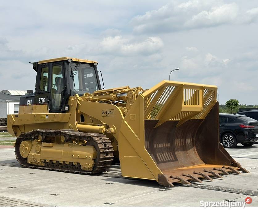 ŁADOWARKA GĄSIENICOWA MARKI CATERPILLAR 973C Tuliszków
