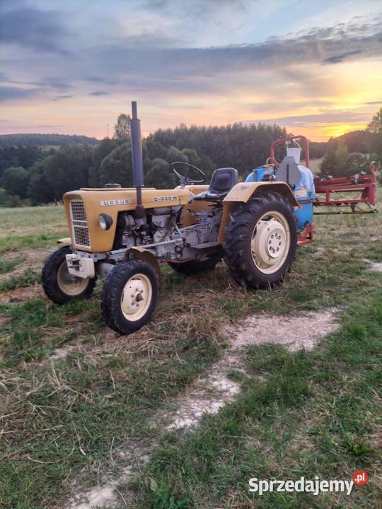 Ciągnik C330 M