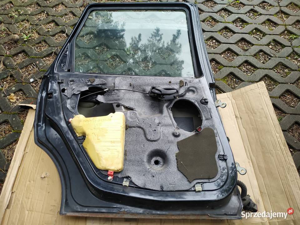 Drzwi Ford Focus Kombi MK1 LEWE TYŁ osobowe Kiekrz