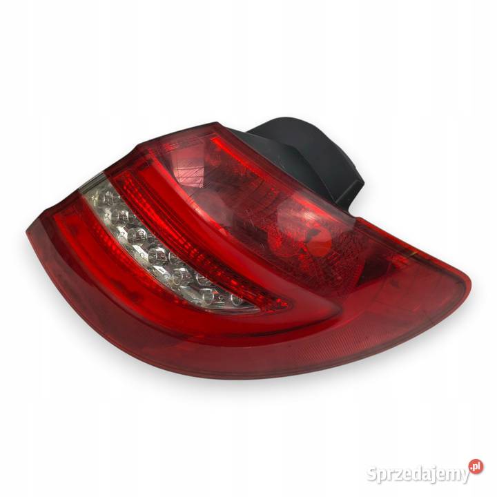 LAMPA PRAWA Mercedes W246 tylna tylnia prawy tył osobowe Chełm