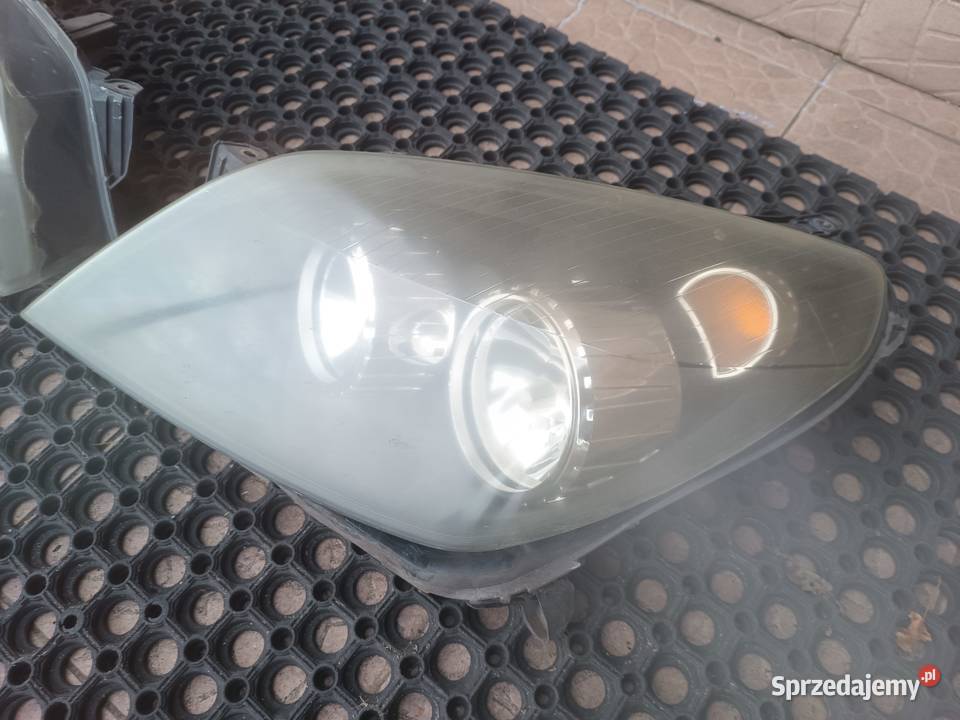 Opel Astra III 3 H reflektory lampa przód lewa śląskie Częstochowa