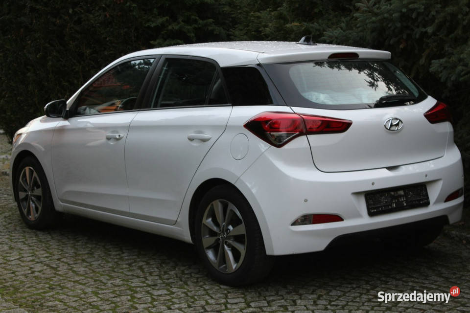 Hyundai i20 14 Benzyna 100 136 II 20142020 manualna Lubań