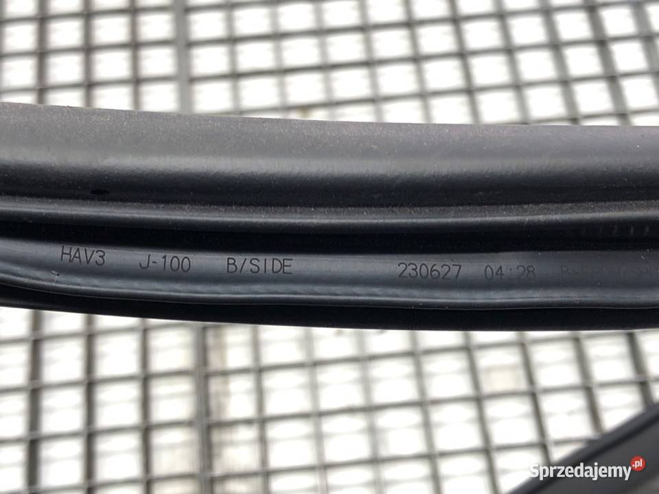 USZCZELKA DRZWI PRZÓD PRAWA SSANGYONG TORRES