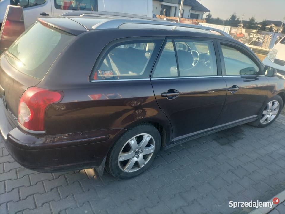 Toyota Avensis 2ld4dsalon Łuków