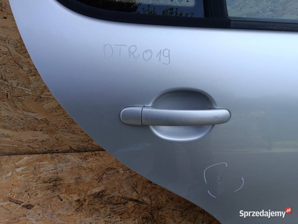 SEAT TOLEDO 2 II DRZWI TYL PRAWY KOD LAK LS7N Słowikowo