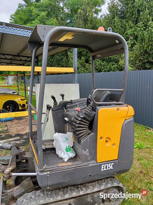 Minikoparka VOLVO EC15C R2018 MG 2750 4 łyżki Rok produkcji 2018 Nowołoskoniec