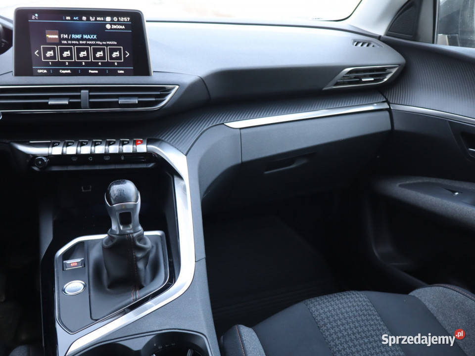 Peugeot 3008 12 PureTech benzyna Piaseczno