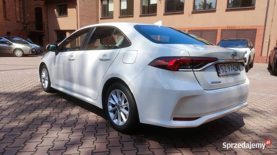 Toyota Corolla Sedan Comfort automat 2021r elektryczne szyby Zabrze sprzedam