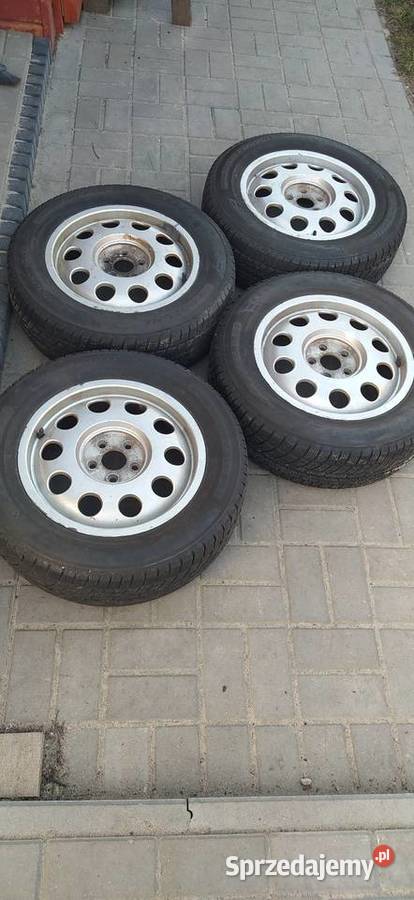 Koła aluminiowe z oponami zimowymi 5x112 15 audi