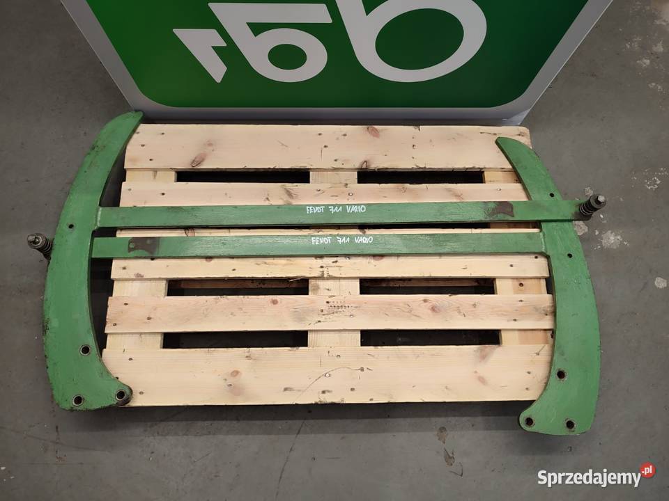 Konsola ładowacza osłona maski FENDT 711 VARIO wielkopolskie Wilkowo