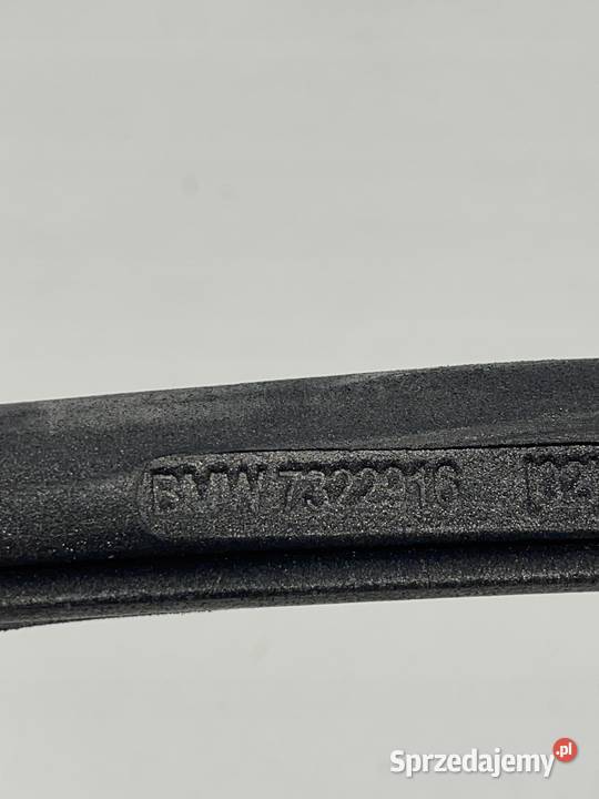 BMW F33 CABRIO USZCZELKA BŁOTNIKA PRAWY PRZÓD